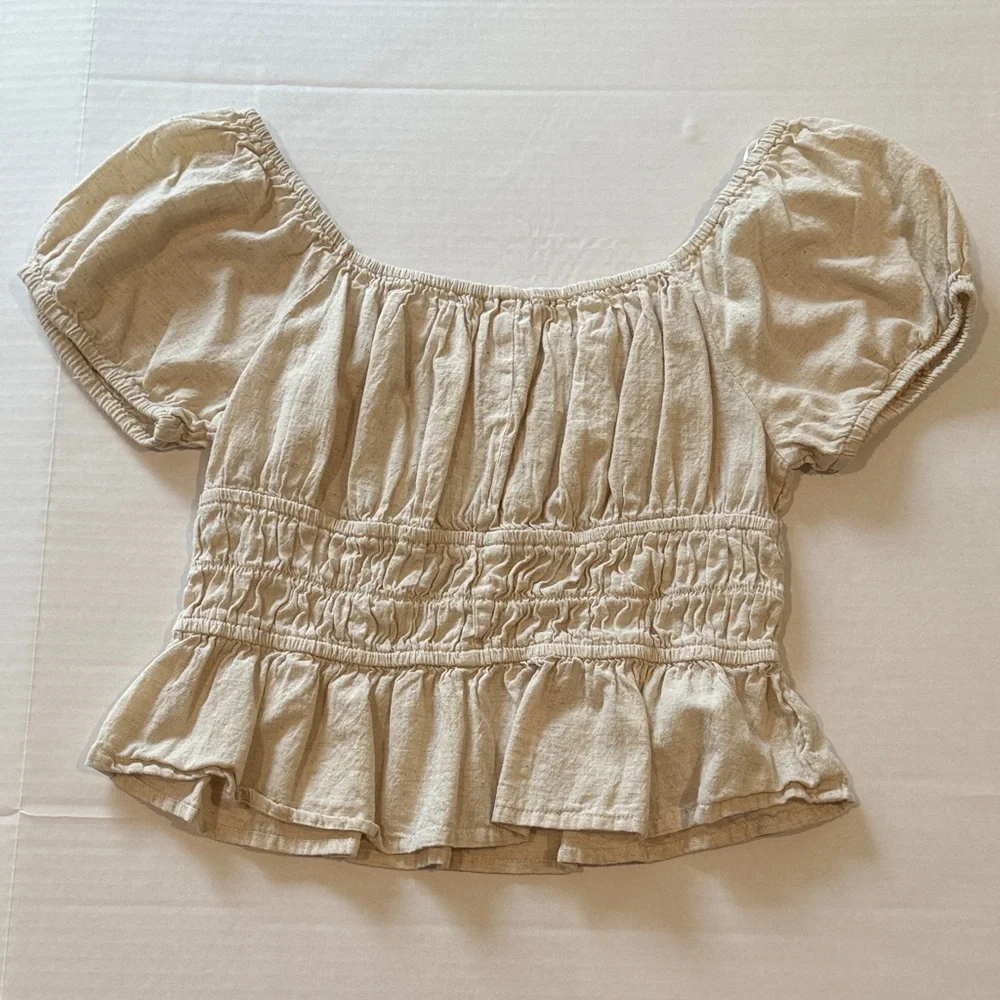 Women's Cream Oatmeal Cotton/Linen Blend Puff Sleeve Top - Picture 3 of 5